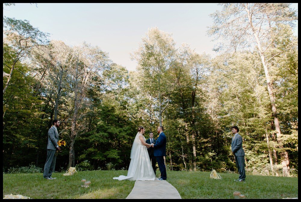 Hocking_Hills_Ohio_Elopement_Micro_Wedding_Photo_ (26).jpg