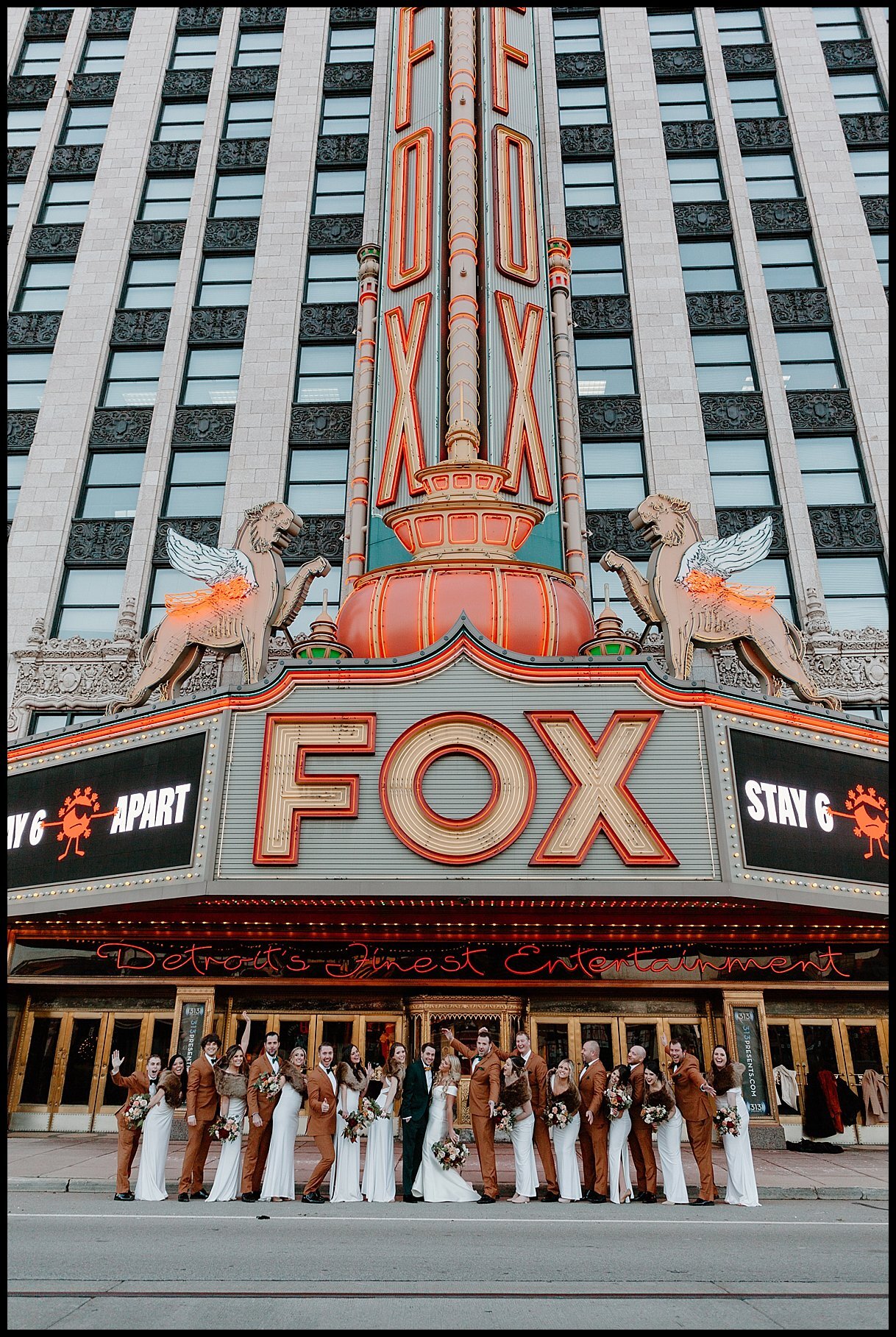  Fox Theater wedding photos in downtown Detroit 