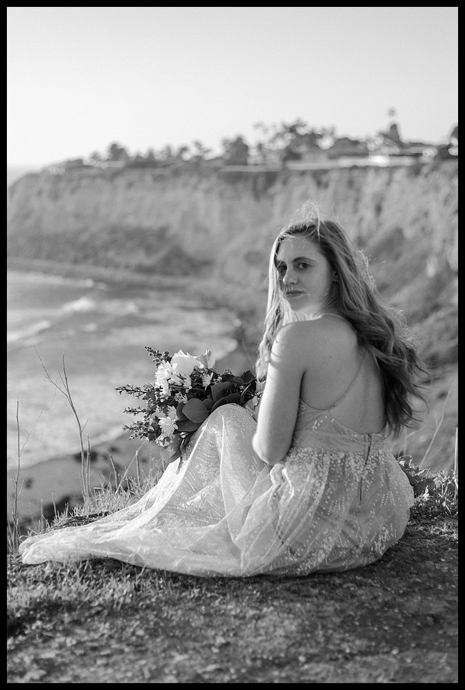  Black + white bridal photo in Lunada Bay, California 